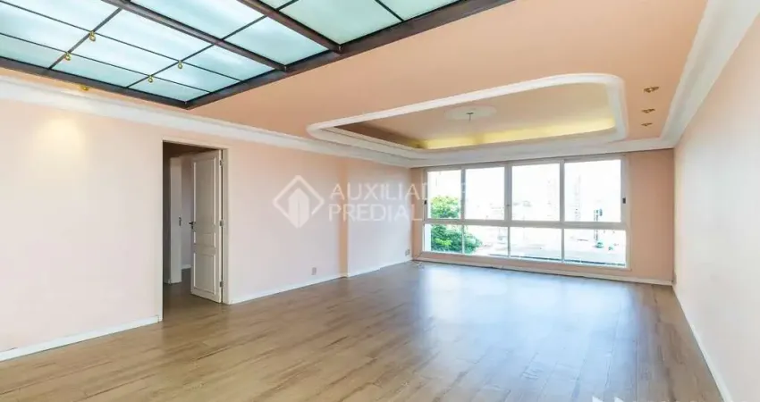 Apartamento com 3 quartos à venda na Rua Duque de Caxias, 1234, Centro Histórico, Porto Alegre