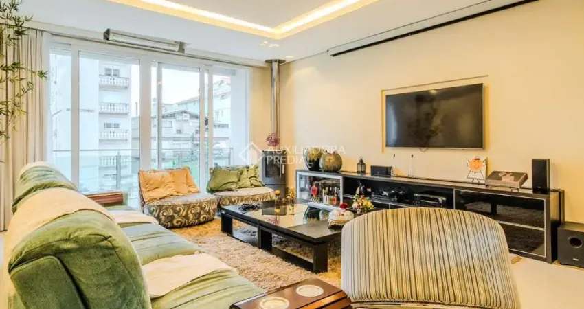 Casa com 6 quartos à venda na Rua Dona Ondina, 88, Menino Deus, Porto Alegre