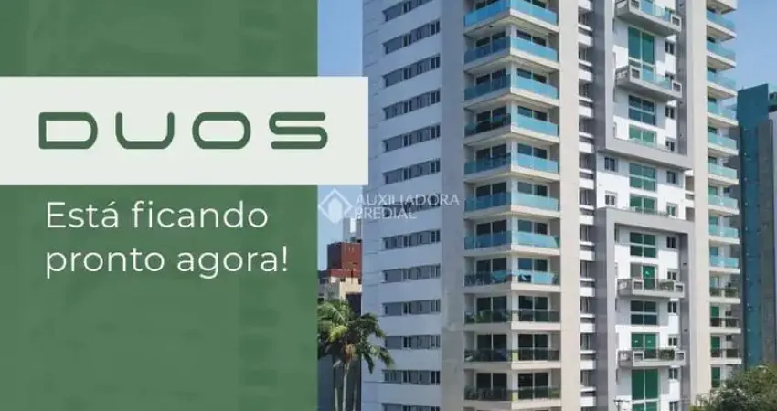 Apartamento com 3 quartos à venda na Alameda Alceu Wamosy, 86, Três Figueiras, Porto Alegre
