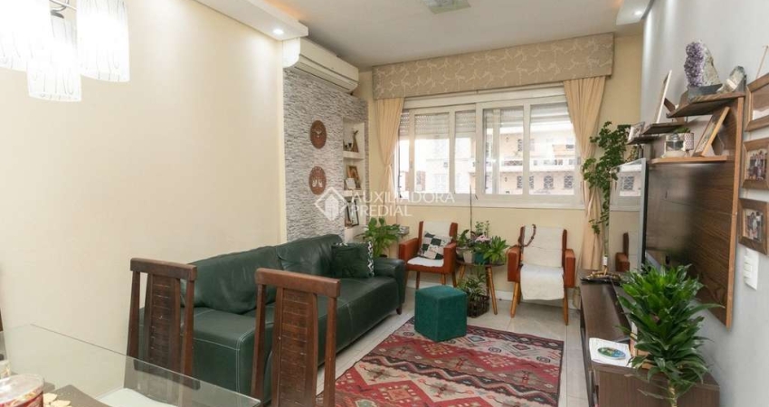 Apartamento com 3 quartos à venda na Rua Duque de Caxias, 1304, Centro Histórico, Porto Alegre