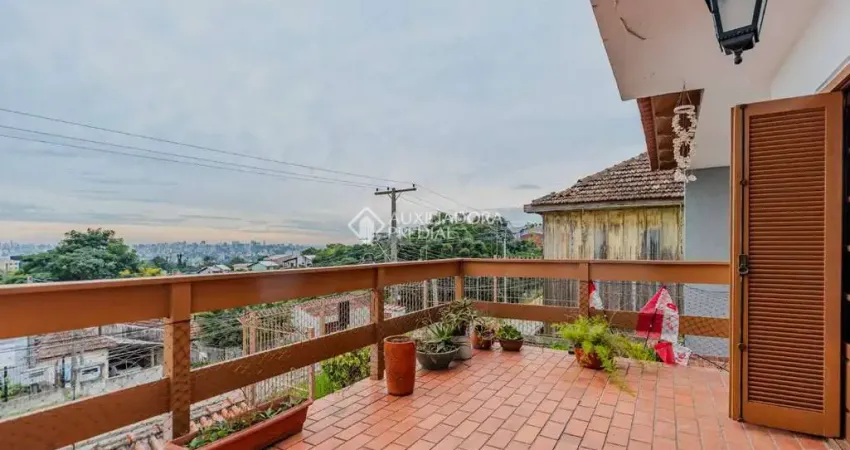 Casa com 3 quartos à venda na Rua General Jonathas Borges Fortes, 651, Glória, Porto Alegre