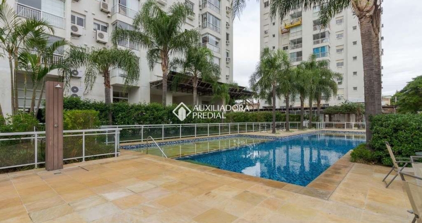 Apartamento com 3 quartos à venda na Avenida Grécia, 1000, Passo da Areia, Porto Alegre