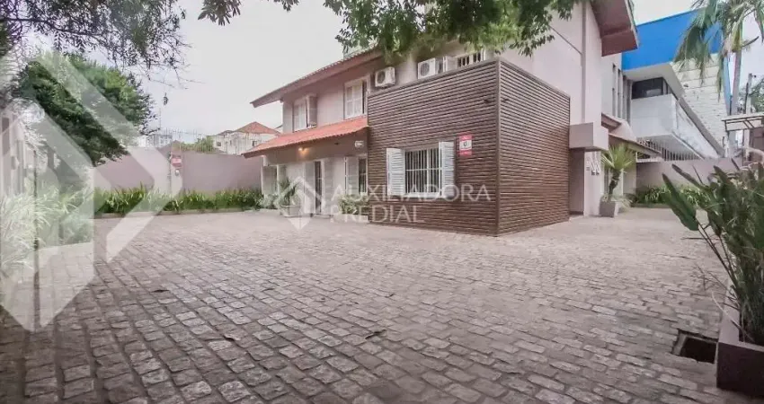 Casa com 8 quartos à venda na Rua Mucio Teixeira, 1700, Menino Deus, Porto Alegre