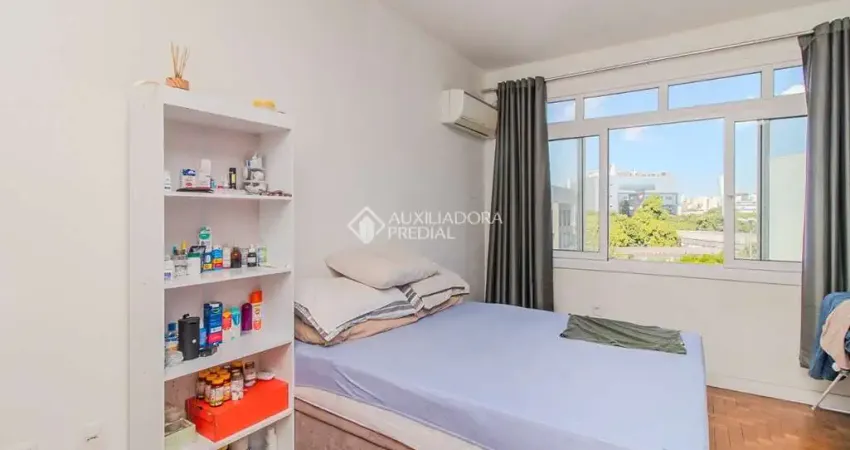 Apartamento com 3 quartos à venda na Rua Ramiro Barcelos, 2391, Rio Branco, Porto Alegre