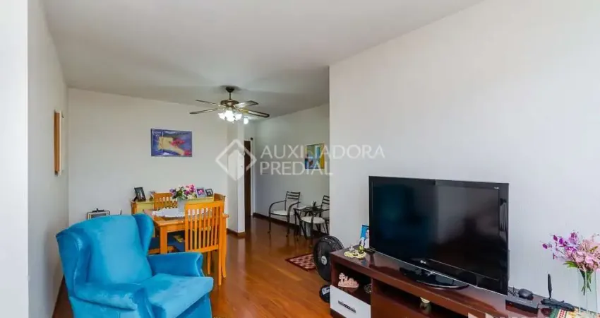 Apartamento com 2 quartos à venda na Rua Márcio Dias, 25, Nonoai, Porto Alegre