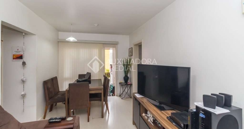 Apartamento com 3 quartos à venda na Avenida da Cavalhada, 4760, Cavalhada, Porto Alegre