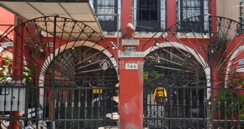 Casa com 7 quartos à venda na Rua General Caldwell, 866, Menino Deus, Porto Alegre