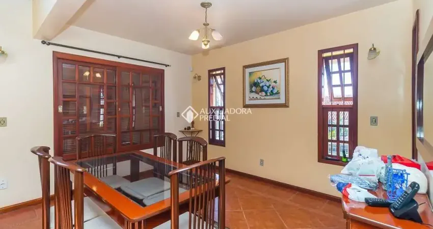 Casa com 4 quartos à venda na Travessa Oito de Setembro, 84, Santa Tereza, Porto Alegre