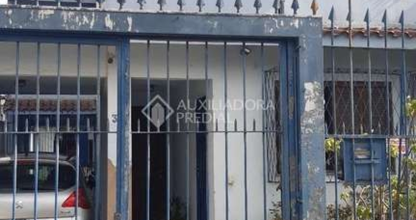 Casa com 4 quartos à venda na Rua Coronel Jaime da Costa Pereira, 318, Partenon, Porto Alegre