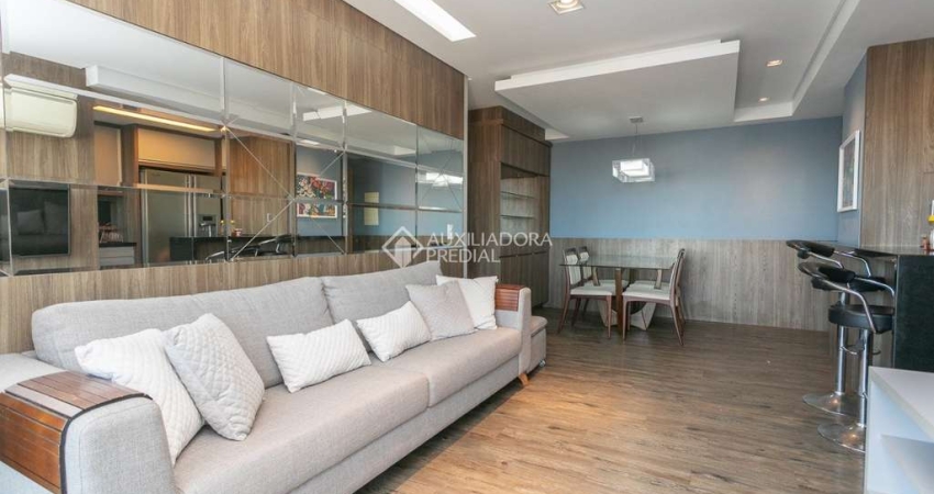 Apartamento com 3 quartos à venda na Rua Mauro Guedes de Oliveira, 131, Jardim Lindóia, Porto Alegre