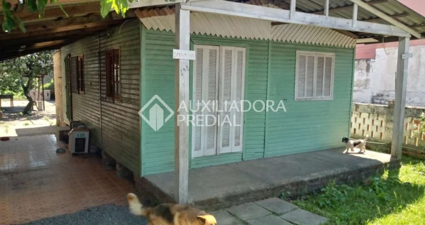 Casa em condomínio fechado com 2 quartos à venda na Rua Luiz Caetano Antinolfi, 148, Passo das Pedras, Porto Alegre