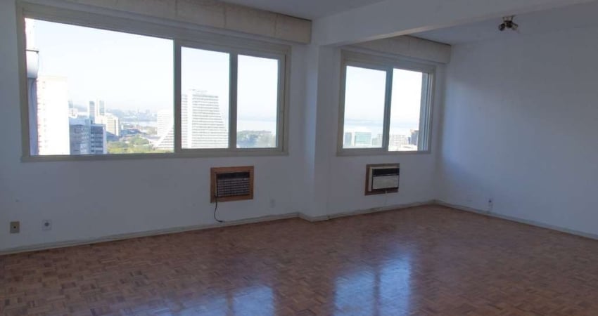 Apartamento com 3 quartos à venda na Rua Duque de Caxias, 1303, Centro Histórico, Porto Alegre