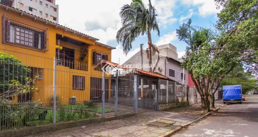Casa com 4 quartos à venda na Rua das Caravelas, 46, Vila Ipiranga, Porto Alegre