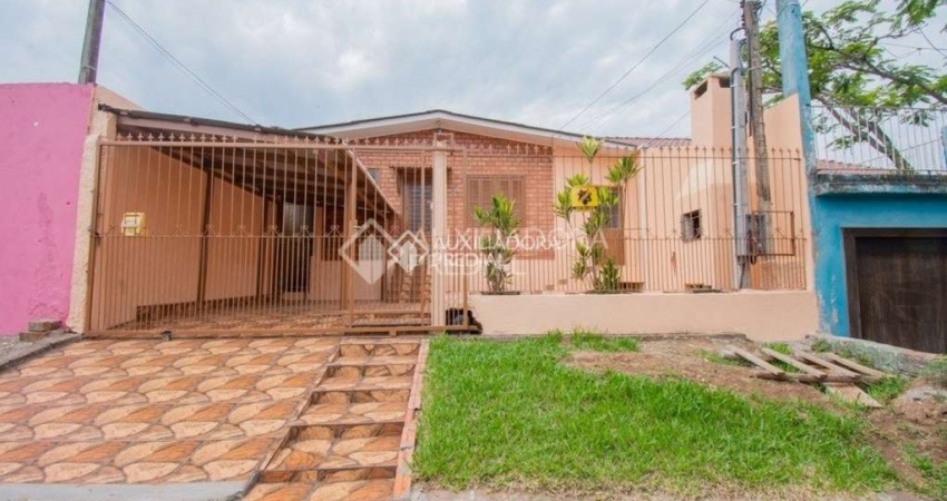 Casa com 2 quartos à venda na Rua Espir Rivaldo, 105, Morro Santana, Porto Alegre