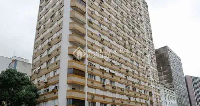 Apartamento com 3 quartos à venda na Rua Duque de Caxias, 1304, Centro Histórico, Porto Alegre