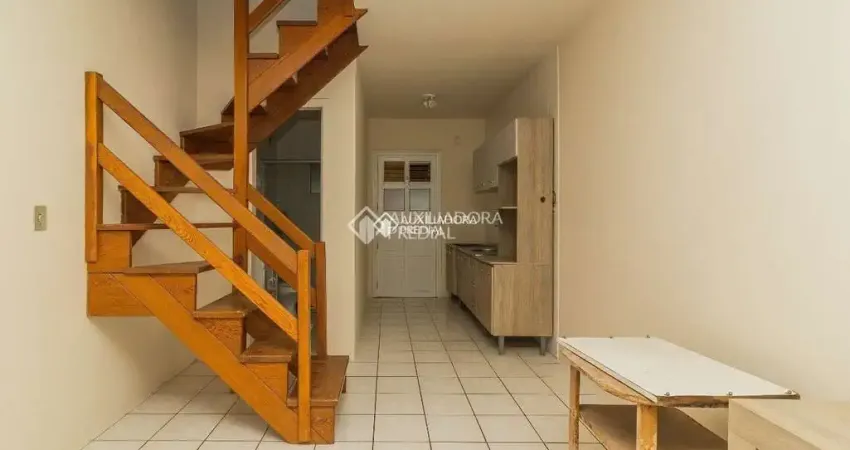 Casa em condomínio fechado com 2 quartos à venda na Rua Ney da Gama Ahrends, 219, Protásio Alves, Porto Alegre