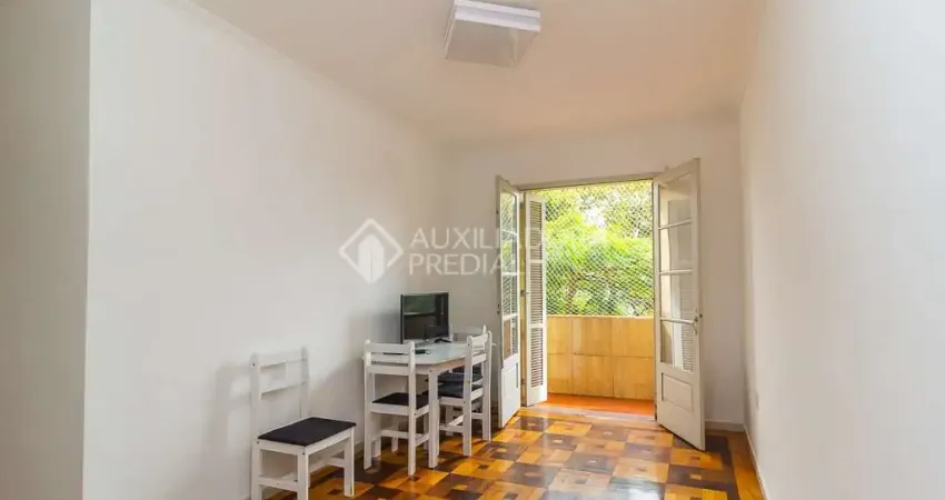 Apartamento com 3 quartos à venda na Avenida Paraná, 2392, Navegantes, Porto Alegre