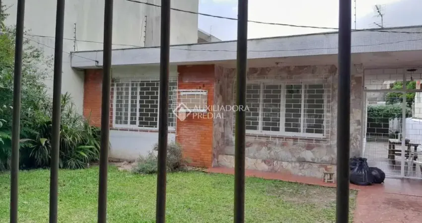 Casa com 4 quartos à venda na Rua Gaston Englert, 125, Vila Ipiranga, Porto Alegre