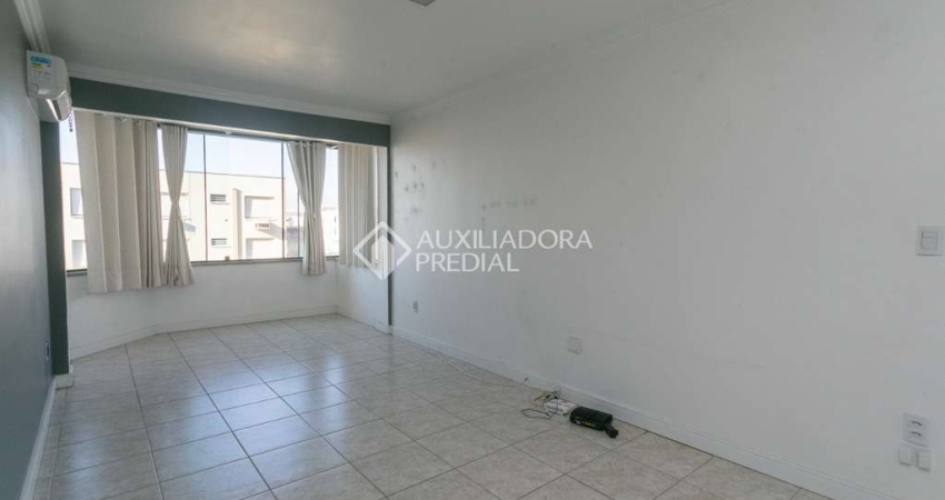 Apartamento com 2 quartos à venda na Rua Coronel Fernando Machado, 387, Centro Histórico, Porto Alegre