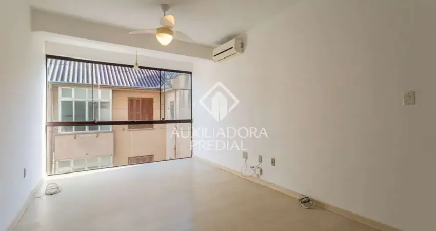 Apartamento com 3 quartos à venda na Rua Visconde de Inhauma, 21, Azenha, Porto Alegre