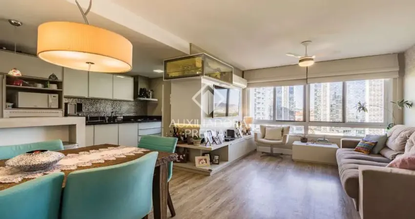 Apartamento com 2 quartos à venda na Rua Mário Antunes da Cunha, 185, Petrópolis, Porto Alegre
