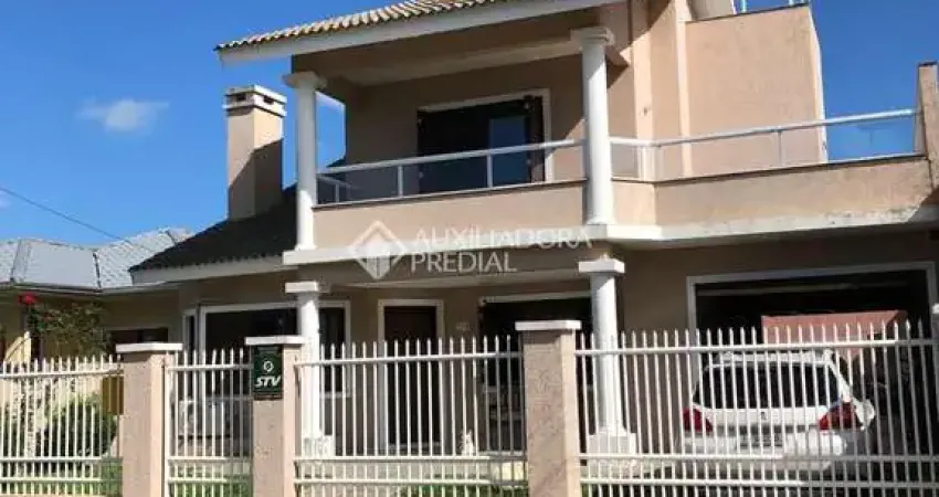 Casa com 4 quartos à venda na Rua Rio Apucaé, 949, Centro, Xangri-Lá