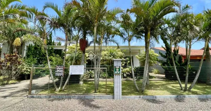 Prédio à venda na Rua Tipuana, 869, Atlântida, Xangri-Lá