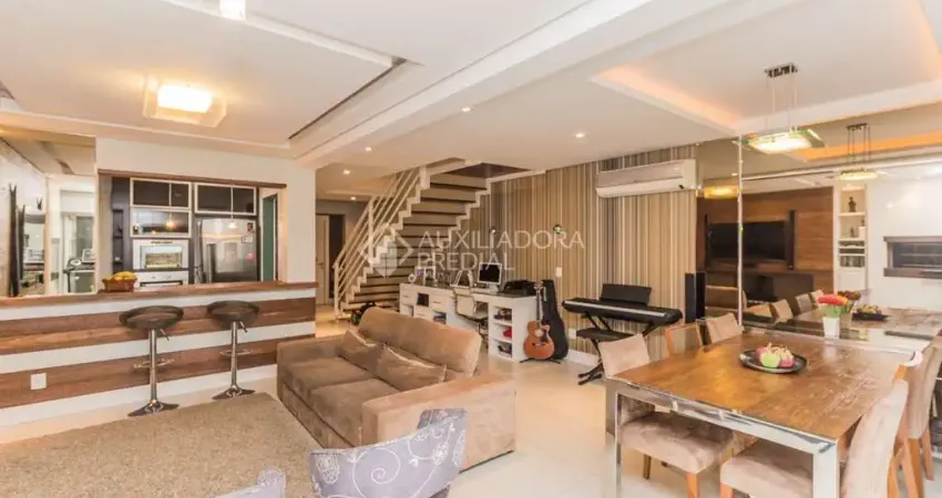 Casa em condomínio fechado com 3 quartos à venda na Rua Dolores Duran, 1584, Lomba do Pinheiro, Porto Alegre