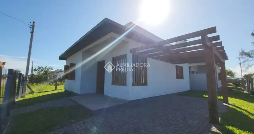 Casa com 2 quartos à venda na Avenida Interbalneários, 525, Rainha do Mar, Xangri-Lá