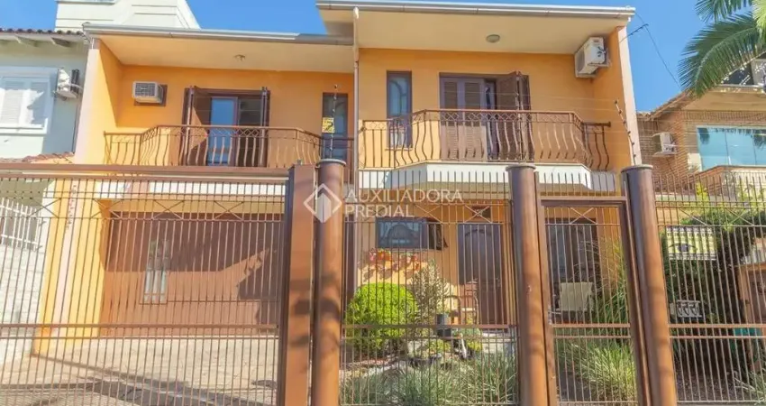 Casa com 3 quartos à venda na Rua Andrômeda, 127, Estância Velha, Canoas