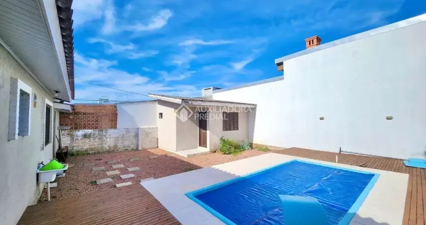 Casa com 3 quartos à venda na Avenida Interbalneários, 572, Rainha do Mar, Xangri-Lá