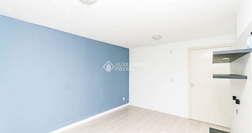 Apartamento com 2 quartos para alugar na Rua Atílio Supertti, 340, Vila Nova, Porto Alegre
