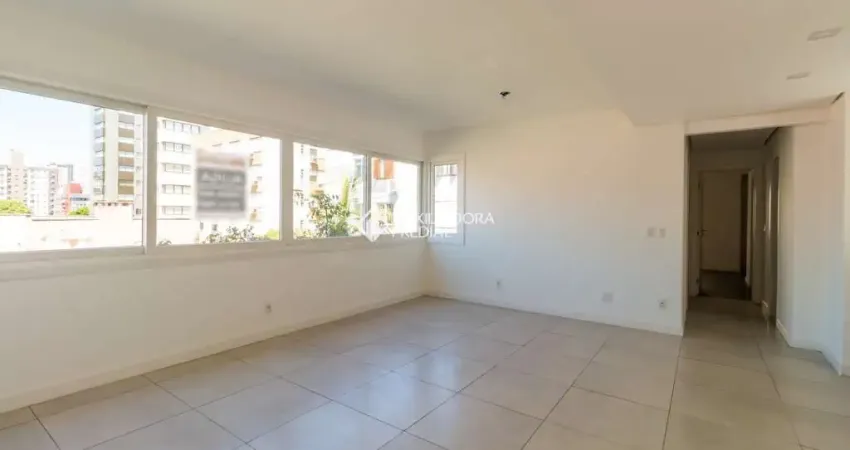 Apartamento com 2 quartos para alugar na Avenida Lavras, 247, Petrópolis, Porto Alegre