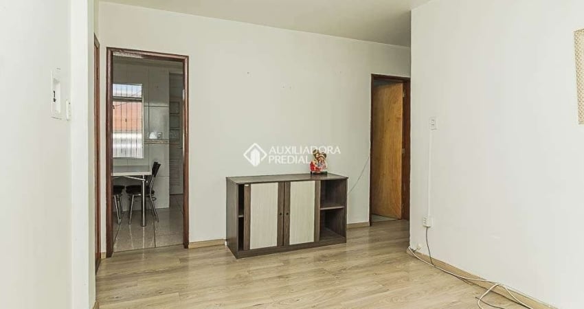 Apartamento com 2 quartos para alugar na Rua Professor Cristiano Fischer, 845, Petrópolis, Porto Alegre