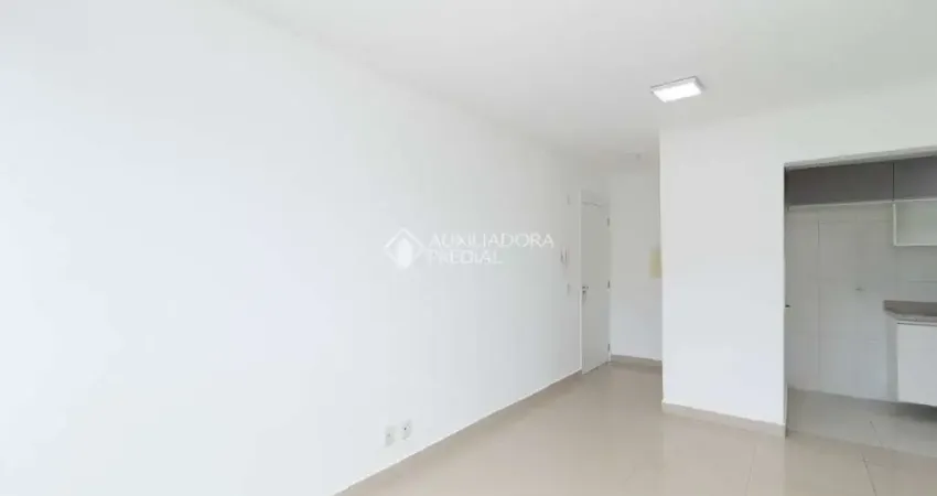 Apartamento com 2 quartos para alugar na Walton Pontes Carpes, 39, Vila Nova, Porto Alegre