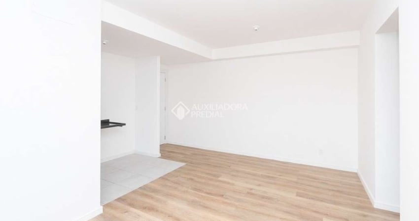 Apartamento com 2 quartos para alugar na Rua Capitão Pedro Werlang, 1066, Partenon, Porto Alegre
