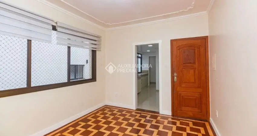 Apartamento com 3 quartos para alugar na Rua Doutor Alcides Cruz, 196, Santa Cecília, Porto Alegre
