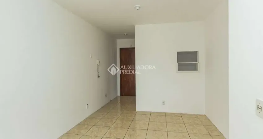 Apartamento com 2 quartos para alugar na Avenida Protásio Alves, 7361, Petrópolis, Porto Alegre