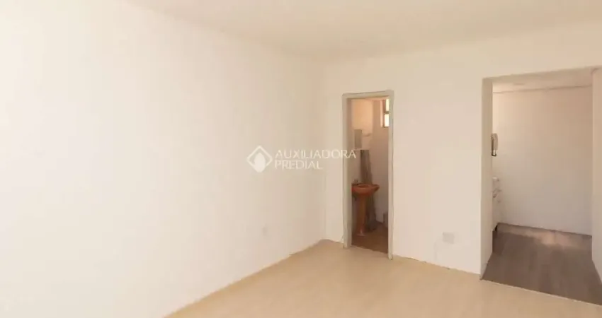 Kitnet / Stúdio para alugar na Rua Coronel Genuino, 342, Centro Histórico, Porto Alegre