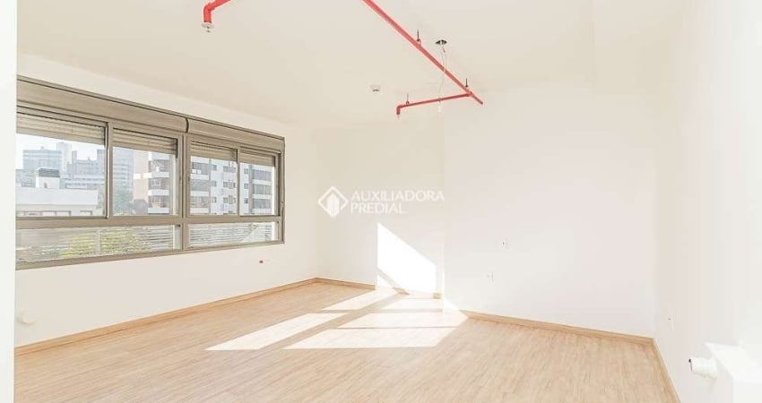 Loft com 1 quarto para alugar na Avenida Lageado, 615, Petrópolis, Porto Alegre