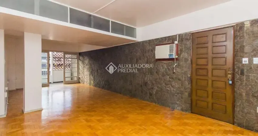 Apartamento com 3 quartos para alugar na Rua Coronel Fernando Machado, 851, Centro Histórico, Porto Alegre