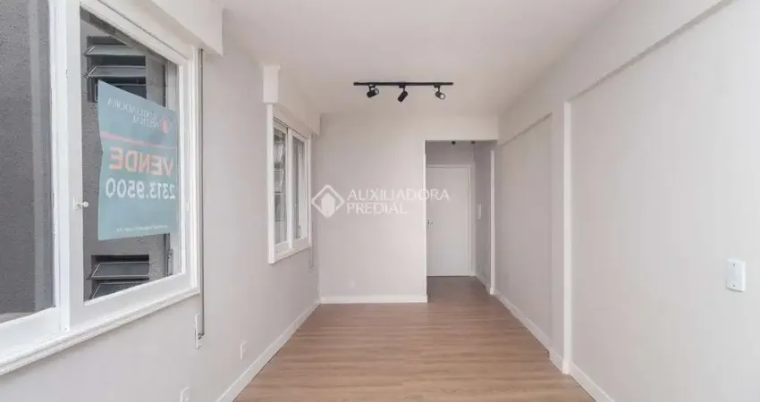 Kitnet / Stúdio para alugar na Rua Riachuelo, 547, Centro Histórico, Porto Alegre