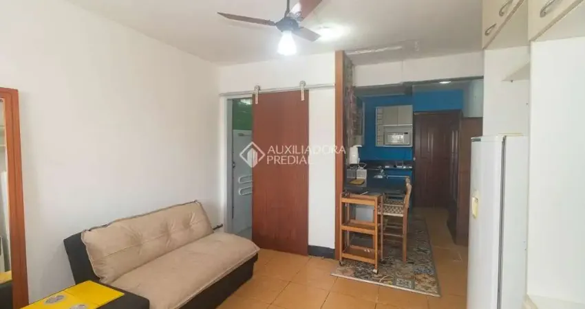 Kitnet / Stúdio para alugar na Rua dos Andradas, 407, Centro Histórico, Porto Alegre