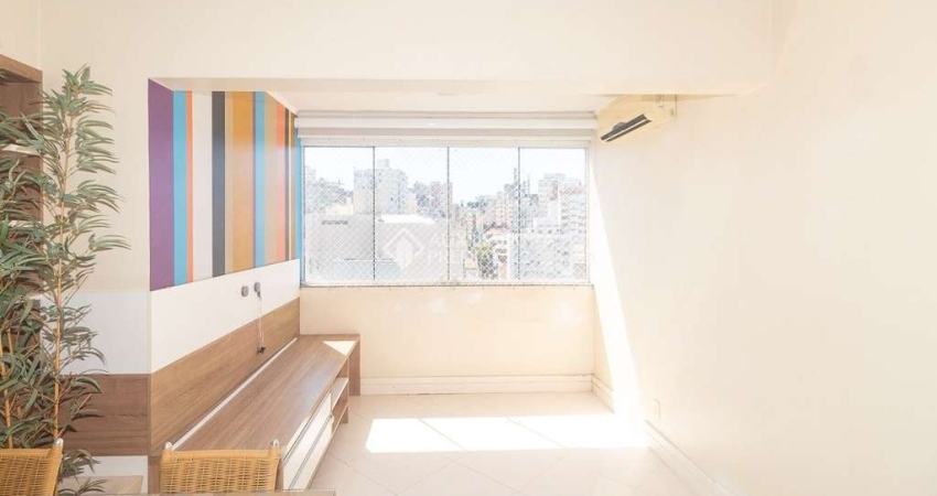 Apartamento com 3 quartos para alugar na Rua Avaí, 183, Centro Histórico, Porto Alegre