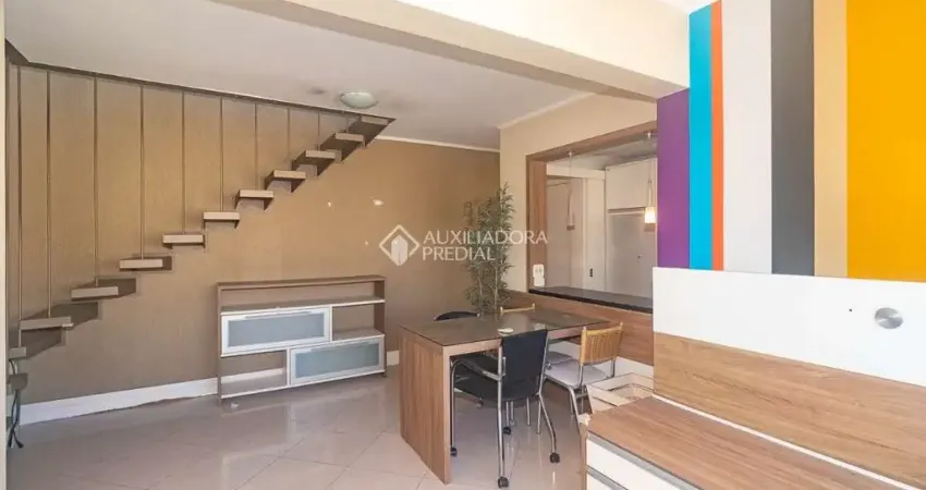 Apartamento com 3 quartos para alugar na Rua Avaí, 183, Centro Histórico, Porto Alegre