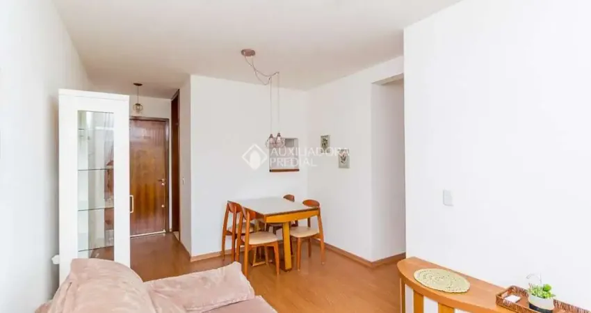 Apartamento com 2 quartos para alugar na Avenida Protásio Alves, 7355, Petrópolis, Porto Alegre