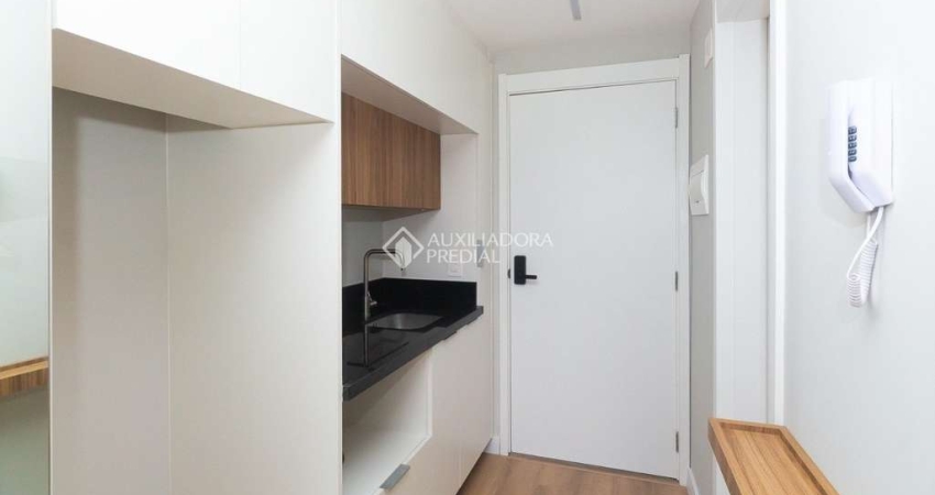 Loft com 1 quarto para alugar na Rua Casemiro de Abreu, 576, Bela Vista, Porto Alegre