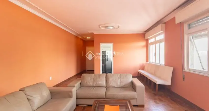 Apartamento com 3 quartos para alugar na Rua Ramiro Barcelos, 2147, Santana, Porto Alegre