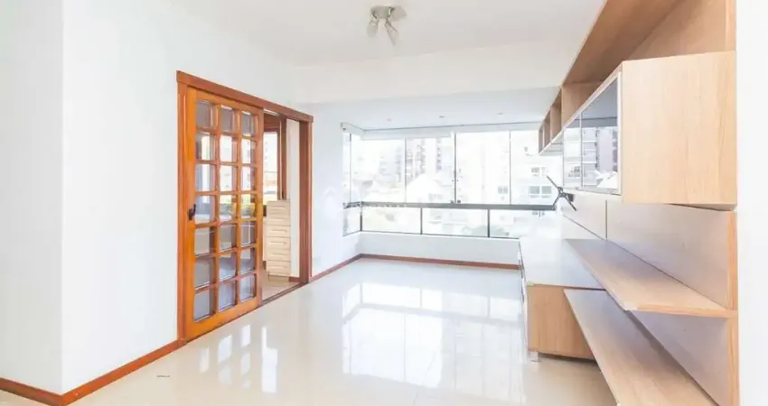 Apartamento com 3 quartos para alugar na Avenida Nilópolis, 280, Petrópolis, Porto Alegre