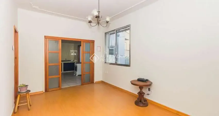 Apartamento com 3 quartos para alugar na Rua Augusto Pestana, 57, Santana, Porto Alegre